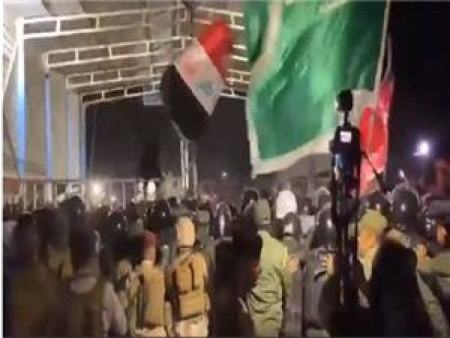 هجوم عراقیها برای خرید مواد غذایی ایران در مرز شلمچه،اخبار سیاست خارجی،خبرهای سیاست خارجی هجوم عراقیها برای خرید مواد غذایی ایران در مرز شلمچه،اخبار سیاست خارجی،خبرهای سیاست خارجی