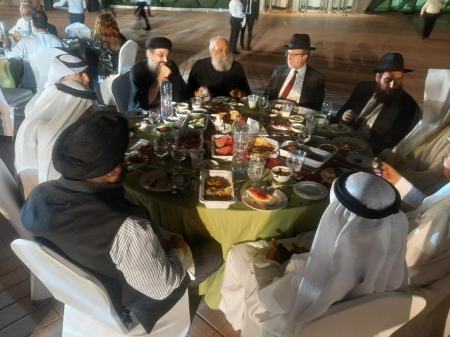 خاخام‌های یهود سر سفره افطار امارات،اخبار بین الملل،خبرهای بین الملل