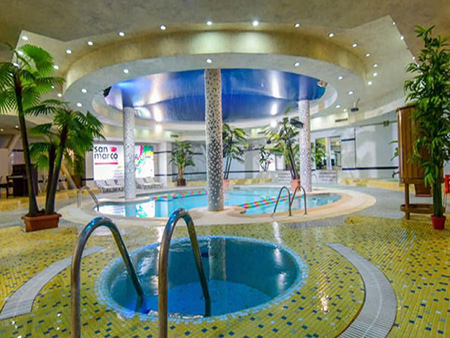 امکانات ویژه هتل چمران شیراز,ایستگاه سلامت هتل چمران شیراز,سالن پذیرایی و اجتماعات هتل چمران شیراز