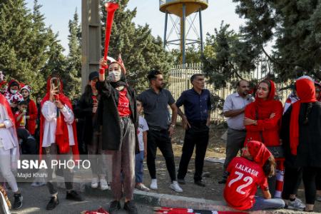 حضور بانوان در دیدار پرسپولیس و صنعت نفت،اخبار ورزشی،خبرهای ورزشی