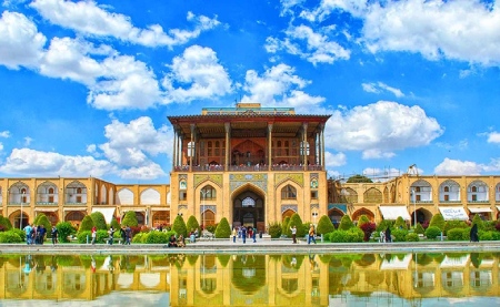 عمارت عالی قاپو جاهای گردشگری اصفهان,عمارت عالی قاپو
