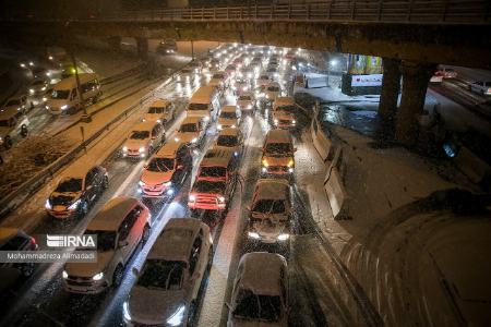 بارش برف در تهران،اخبار اجتماعی،خبرهای اجتماعی بارش برف در تهران،اخبار اجتماعی،خبرهای اجتماعی