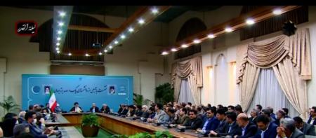 واکنش‌ها به اظهارات عجیب یک فرد در جلسه دانشمندان با رئیسی،اخبار سیاسی،خبرهای سیاسی