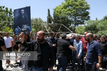 مراسم تشییع پیکر حسام محمودی،اخبار فرهنگی،خبرهای فرهنگی مراسم تشییع پیکر حسام محمودی،اخبار فرهنگی،خبرهای فرهنگی
