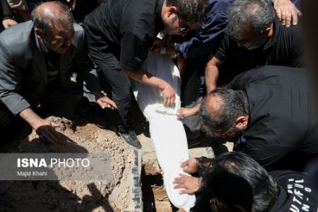 مراسم تشییع پیکر حسام محمودی،اخبار فرهنگی،خبرهای فرهنگی مراسم تشییع پیکر حسام محمودی،اخبار فرهنگی،خبرهای فرهنگی
