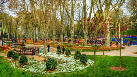 باغ‌های پارک گلخانه از جاهای دیدنی استانبول