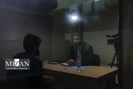 تصاویر خبری،متهمان پرونده قتل داریوش مهرجویی و همسرش در جلسه بازپرسی تصاویر خبری،متهمان پرونده قتل داریوش مهرجویی و همسرش در جلسه بازپرسی