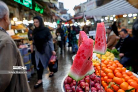 عکس خبری،خرید شب یلدا در بازار رشت عکس خبری،خرید شب یلدا در بازار رشت