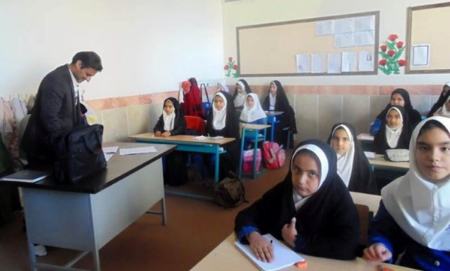 ممنوعیت حضور معلم مرد در مدارس دخترانه،اخبار اجتماعی،خبرهای اجتماعی ممنوعیت حضور معلم مرد در مدارس دخترانه،اخبار اجتماعی،خبرهای اجتماعی