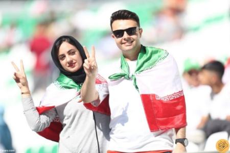 عکس خبری،تماشاگران بازی ایران و ژاپن عکس خبری،تماشاگران بازی ایران و ژاپن