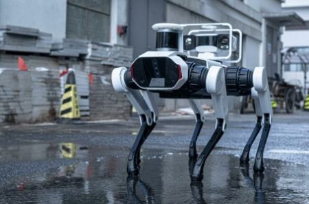 لنوو از سگ رباتیک Daystar رونمایی کرد  با یک جفت پا بیشتر از ربات بوستون داینامیکس