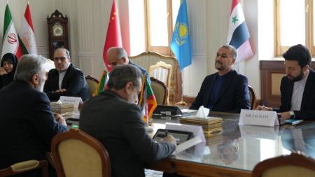 سوتی عجیب تشریفات وزارت خارجه در دیدار امیرعبداللهیان با زیاد النخاله،اخبار سیاست خارجی،خبرهای سیاست خارجی سوتی عجیب تشریفات وزارت خارجه در دیدار امیرعبداللهیان با زیاد النخاله،اخبار سیاست خارجی،خبرهای سیاست خارجی