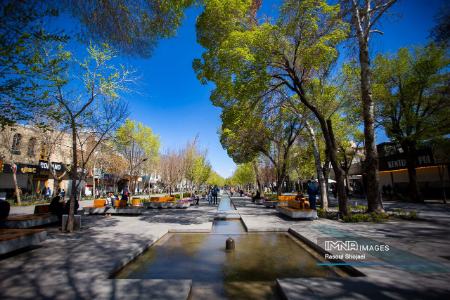 عکس خبری،چهارباغ اصفهان در بهار 1403 عکس خبری،چهارباغ اصفهان در بهار 1403