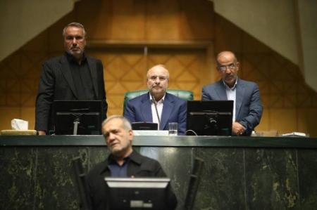حضور سرزده مسعود پزشکیان در مجلس،عکس خبری حضور سرزده مسعود پزشکیان در مجلس،عکس خبری