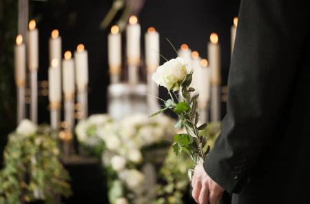 برای مراسم ختم چی ببریم؟ برای مراسم ختم چی ببریم؟