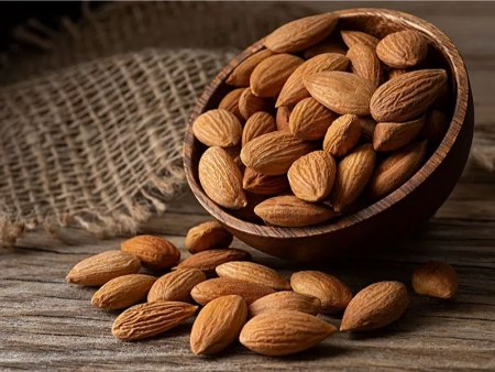 سلامت مغز با مغز بادام درختی سلامت مغز با مغز بادام درختی