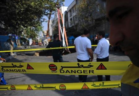 فرونشست در میدان ونک تهران،اخبار حوادث،خبرهای حوادث فرونشست در میدان ونک تهران،اخبار حوادث،خبرهای حوادث