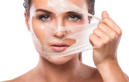 Korean Sheet Mask vs. Peel-Off Mask