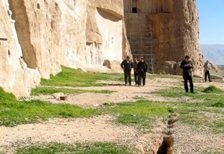 فرونشست دشت مرودشت،اخبار اجتماعی،خبرهای اجتماعی