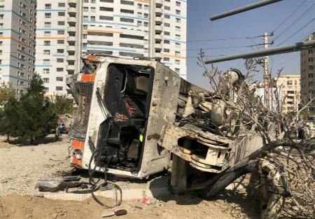 برخورد کامیون با ۱۴ خودرو،اخبار حوادث،خبرهای حوادث برخورد کامیون با ۱۴ خودرو،اخبار حوادث،خبرهای حوادث