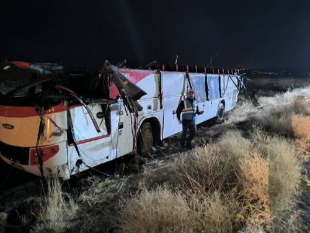 واژگونی اتوبوس زائران کربلا در جاده قروه،اخبار حوادث،خبرهای حوادث واژگونی اتوبوس زائران کربلا در جاده قروه،اخبار حوادث،خبرهای حوادث