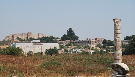دیدن از معبد آرتمیس دیدن از معبد آرتمیس