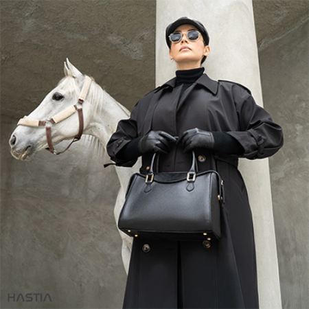 کیف چرم برای هدیه روز زن کیف چرم برای هدیه روز زن