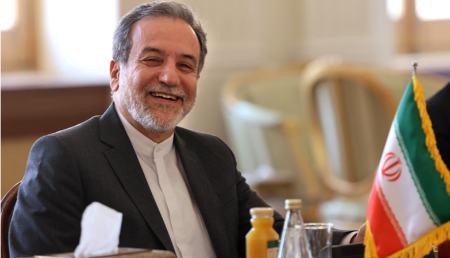  افشاگری عبدالرضا داوری از پروژه تخریب علیه عراقچی