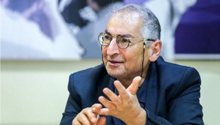 ادامه واکنشها به اظهارات جنجالی نماینده مجلس/ زیباکلام: آقای کوچکزاده شما چند درصد از رای مردم را دارید؟