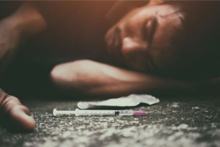 ازدواج با فرد معتاد