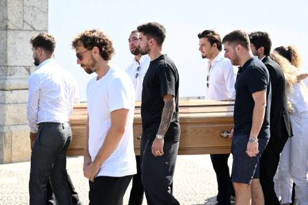 عکس خبری،مراسم تشییع پیکر ژوتا عکس خبری،مراسم تشییع پیکر ژوتا