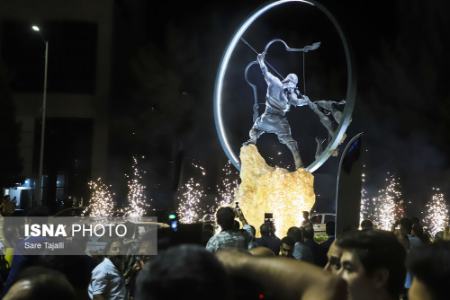 عکس خبری،مجسمه آرش کمانگیر در کرمان عکس خبری،مجسمه آرش کمانگیر در کرمان