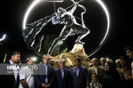 عکس خبری،مجسمه آرش کمانگیر در کرمان عکس خبری،مجسمه آرش کمانگیر در کرمان