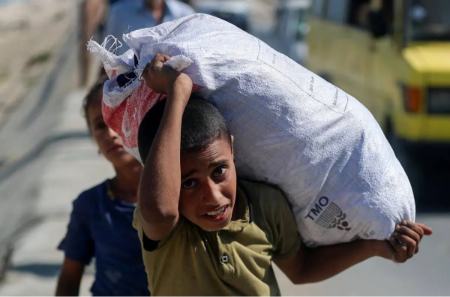 عکس خبری،فرار فلسطینیها از شهر غزه عکس خبری،فرار فلسطینیها از شهر غزه