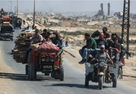 عکس خبری،فرار فلسطینیها از شهر غزه عکس خبری،فرار فلسطینیها از شهر غزه