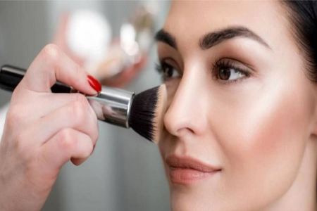 آرایش گونه و رژگونه برای صورت کشیده آرایش گونه و رژگونه برای صورت کشیده