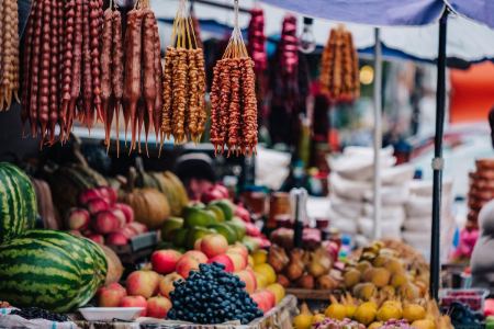 بازار دیرتر تفلیس بازار دیرتر تفلیس