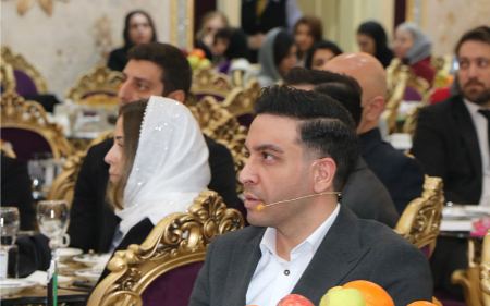 نگاهی جامع به کوچینگ سالن زیبایی با محمد داستانپور نگاهی جامع به کوچینگ سالن زیبایی با محمد داستانپور