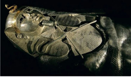  گنجینۀ تانیس,اخبارگوناگون,خبرهای گوناگون 