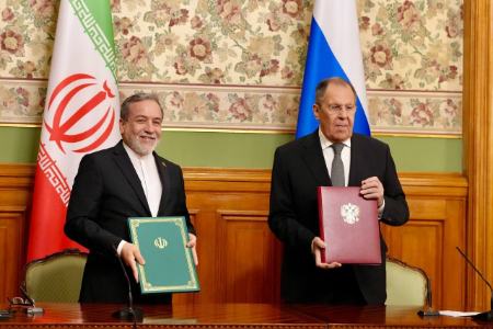 عراقچی و لاوروف،اخبار سیاست خارجی،خبرهای سیاست خارجی عراقچی و لاوروف،اخبار سیاست خارجی،خبرهای سیاست خارجی