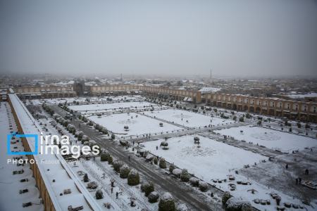 عکس خبری،بارش برف پاییزی در اصفهان