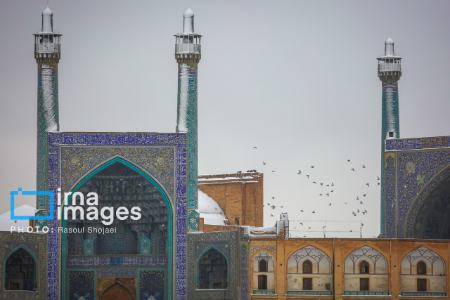 عکس خبری،بارش برف پاییزی در اصفهان