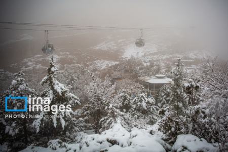 عکس خبری،بارش برف پاییزی در اصفهان