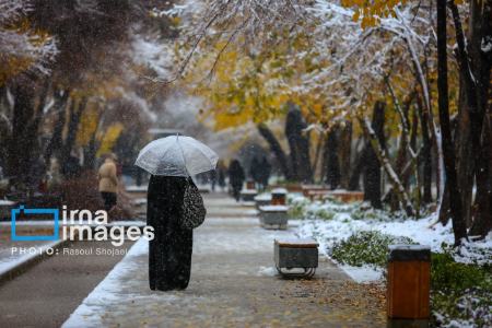 عکس خبری،بارش برف پاییزی در اصفهان