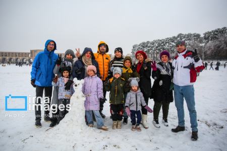 عکس خبری،بارش برف پاییزی در اصفهان