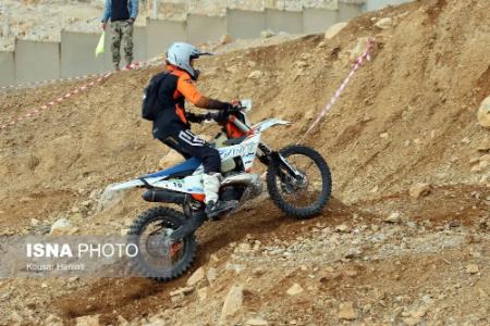 عکس خبری،مسابقات موتورسواری بانوان