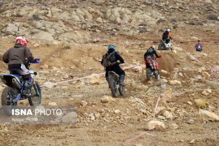 عکس خبری،مسابقات موتورسواری بانوان