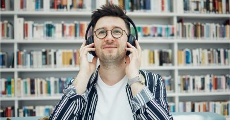 کتابخوانی مستمر با کتاب صوتی