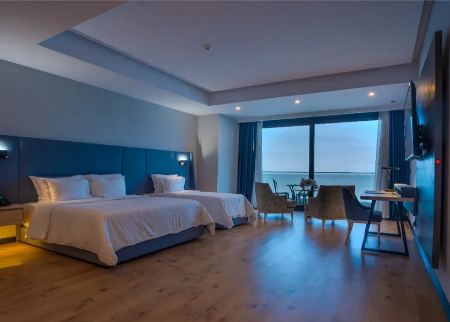 عکس هتل آراز در نوشهر