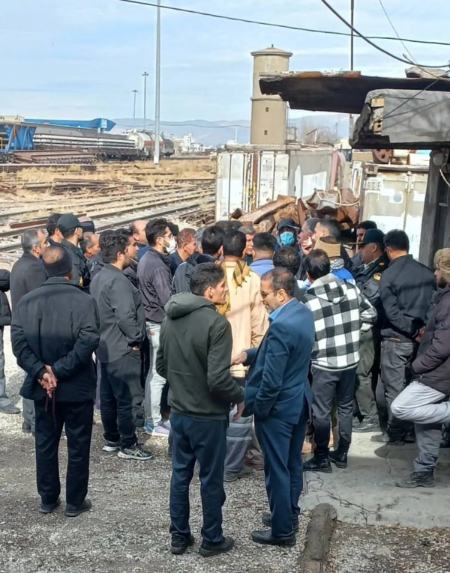 تجمع کارگران ابنیه فنی تراورس لرستان،اخبار اقتصادی،خبرهای اقتصادی تجمع کارگران ابنیه فنی تراورس لرستان،اخبار اقتصادی،خبرهای اقتصادی